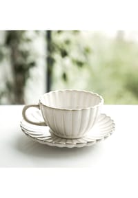 ALMINA® Bloomy Kaffeetassen-Set mit Untertellern 220 ml aus Porzellan - 12-tlg
