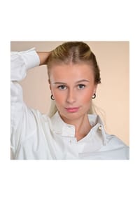 Adelia's Modern Essentials - Ohrringe – Klappcreole aus Edelstahl - schwarz