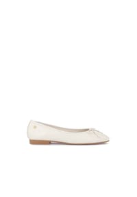 Kazar - Ballerinas aus weißem Leder mit brauner Sohle - Weiß