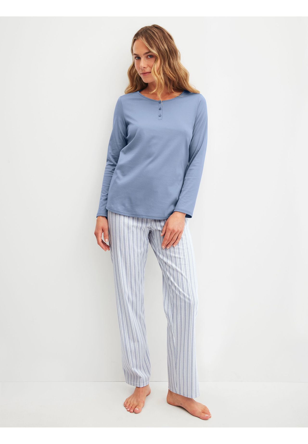 Calida Damen Pyjama, Lang Striped Dreams, Blau, L