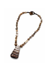 collezione alessandro® - Kurze Kette Marella mit echtem Muschelanhänger - braun