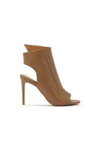 kazar - Peep-Toe-Stiefel mit offener Zehenpartie und Absatz - Hellbraun