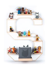 VCM. - My Home - Kinderregal Buchstabe S | hängend für Toniebox und Tonie Figuren | platzsparendes Regal | H. 54 x B. 40 x T. 19 cm | Wandregal Musikbox Figuren Aufbewahrung Magneteinsätzen | Aufbewahrungsregal Holz - Weiß
