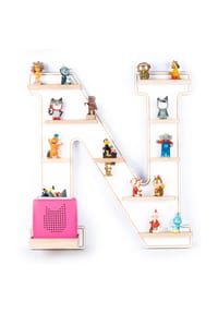 VCM. - My Home - Kinderregal Buchstabe N | hängend für Toniebox und Tonie Figuren | platzsparendes Regal | H. 54 x B. 50 x T. 19 | Wandregal Musikbox und Figuren Aufbewahrung Magneteinsätzen | Aufbewahrungsregal Holz - Weiß