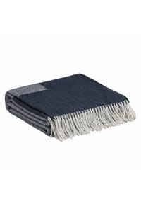 GANT - Wohndecke - LOGO THROW, Jacquard-Logo, Fransen, Woll-Mix-Gewebe - Blau