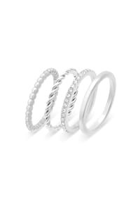 s.Oliver - Ring - Set aus vier hochwertigen Edelstahlringen - silber