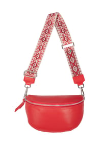 Seasons of April - Gürteltasche Crossbody Bag Helen Schultertasche, Umhängetasche in Gr. M, 100% Leder mit breitem Gurt - Cognac