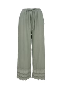 Seasons of April - Stoffhose INES MUSSELIN Musselin Hose mit Lochstickerei und elast. Bund - Butterlemon