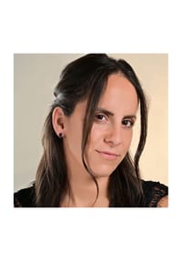 Adelia's Modern Essentials - Ohrringe – Klappcreole aus Edelstahl - schwarz