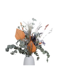 LYKKE & YOU - Rustikale Schönheit: Trockenblumenarrangement mit Eukalyptus und akzentuierten Highlights - Orange