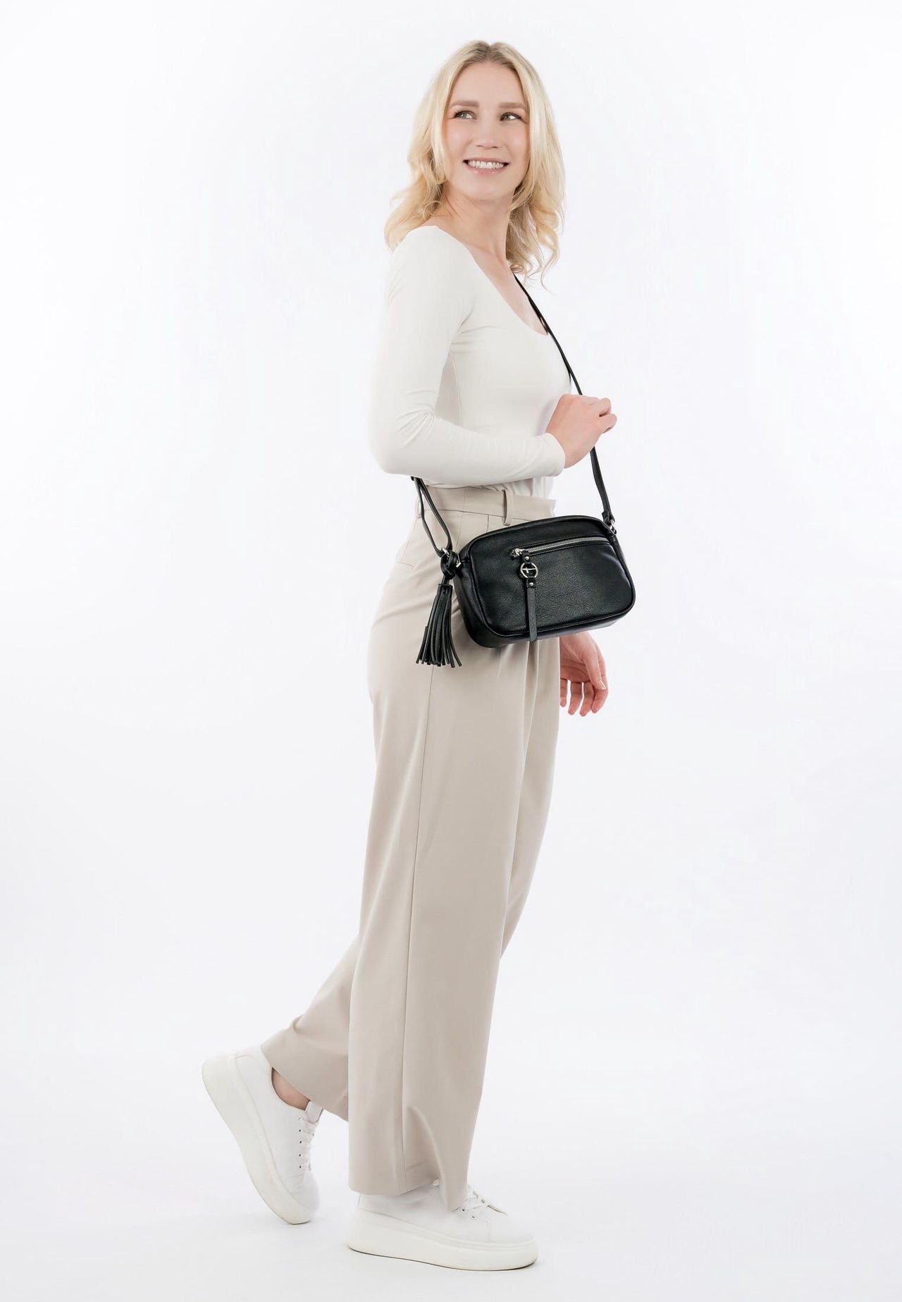 tamaris Schultertasche, QuastenanhäNger, ReißVerschluss, FüR Damen, Schwarz