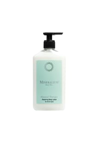 MINERALIUM - Feuchtigkeitsspendende Körperlotion mit Mineralien - 400 - weiß
