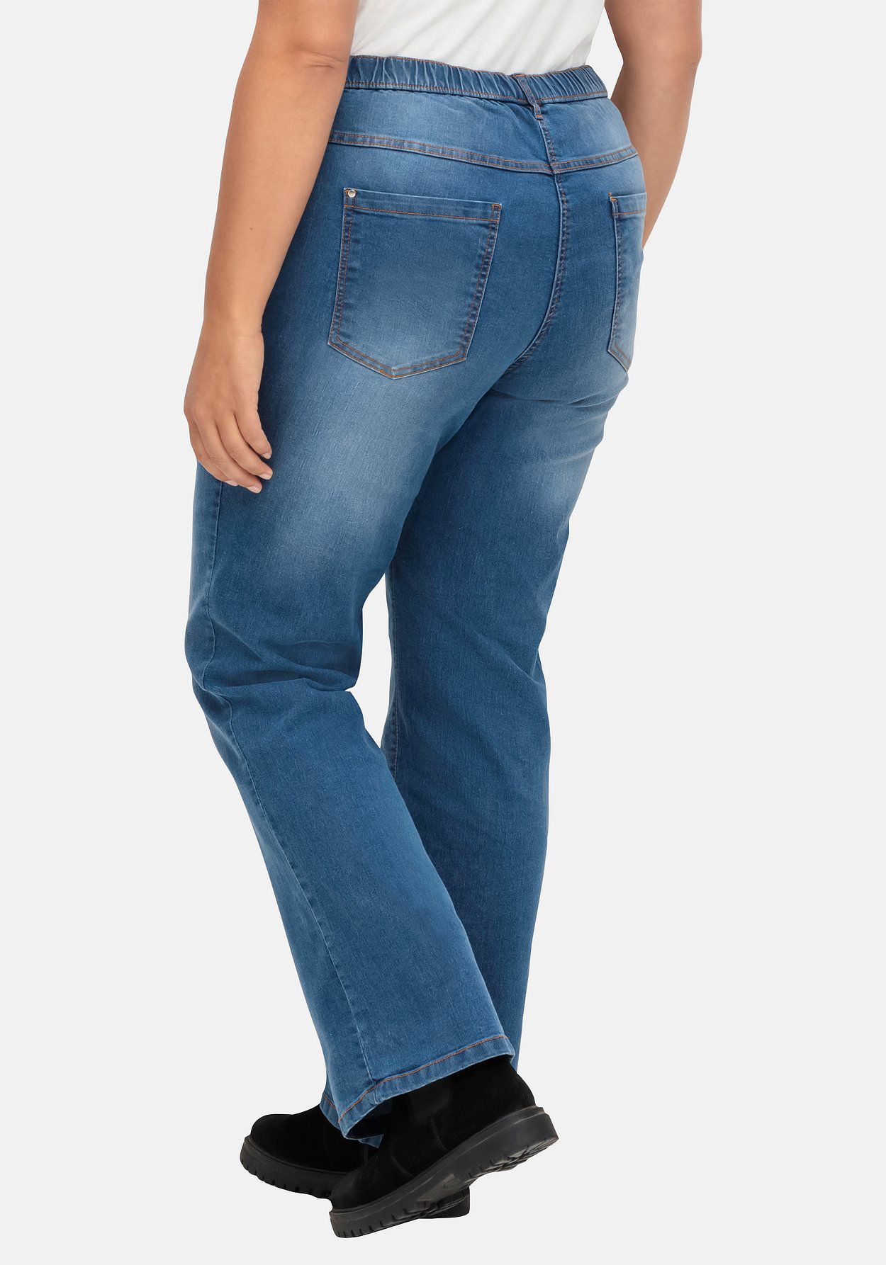 | mit und GALERIA Komfortbund Bootcut-Jeans Used-Effekten sheego