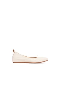 Kazar - Weiße Ballerinas mit goldenem Monogramm - Off-white