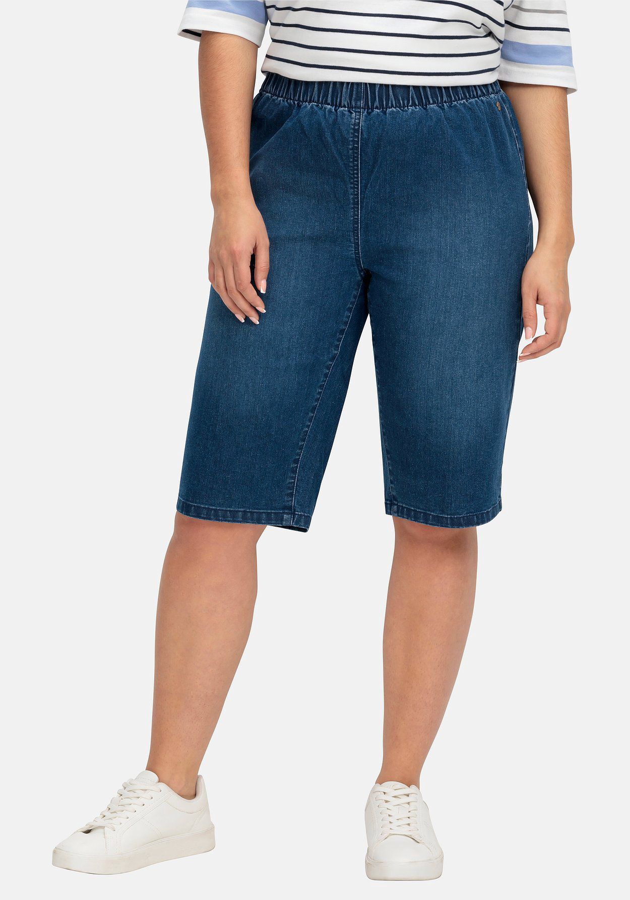sheego Schmale Jeans-Bermudas aus elastischer Denimqualität | GALERIA