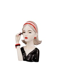 GILDE - Figur "Lady mit Wimperntusche" - schwarz