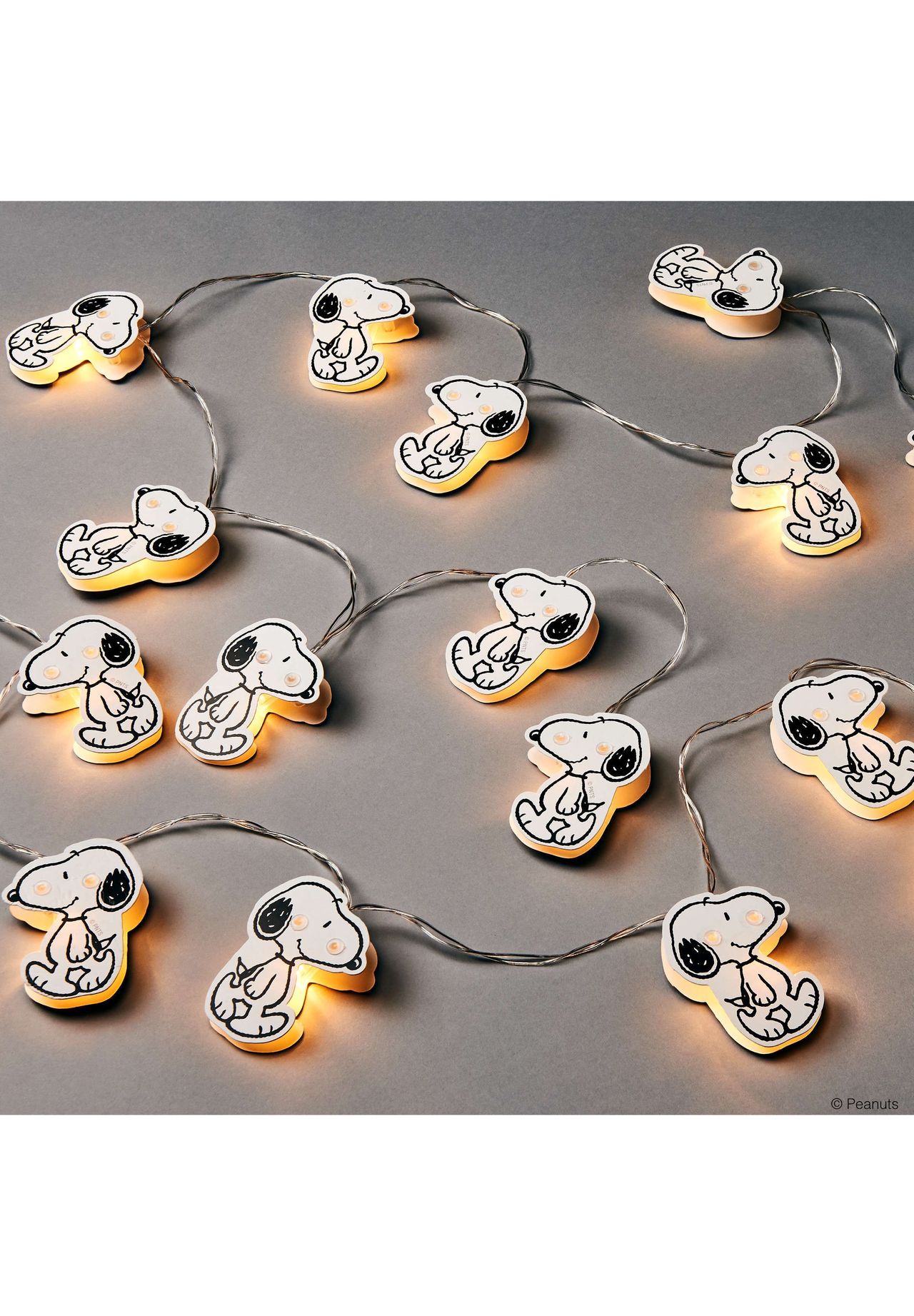 Wohnen Lampen & Leuchten BUTLERS® PEANUTS LED-Lichterkette Snoopy 20 Lichter mit USB-Batteriefach