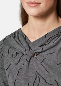 MADELEINE - Shirt mit Knoten-Effekt und Ärmeln in 3/4-Länge - grau / melange