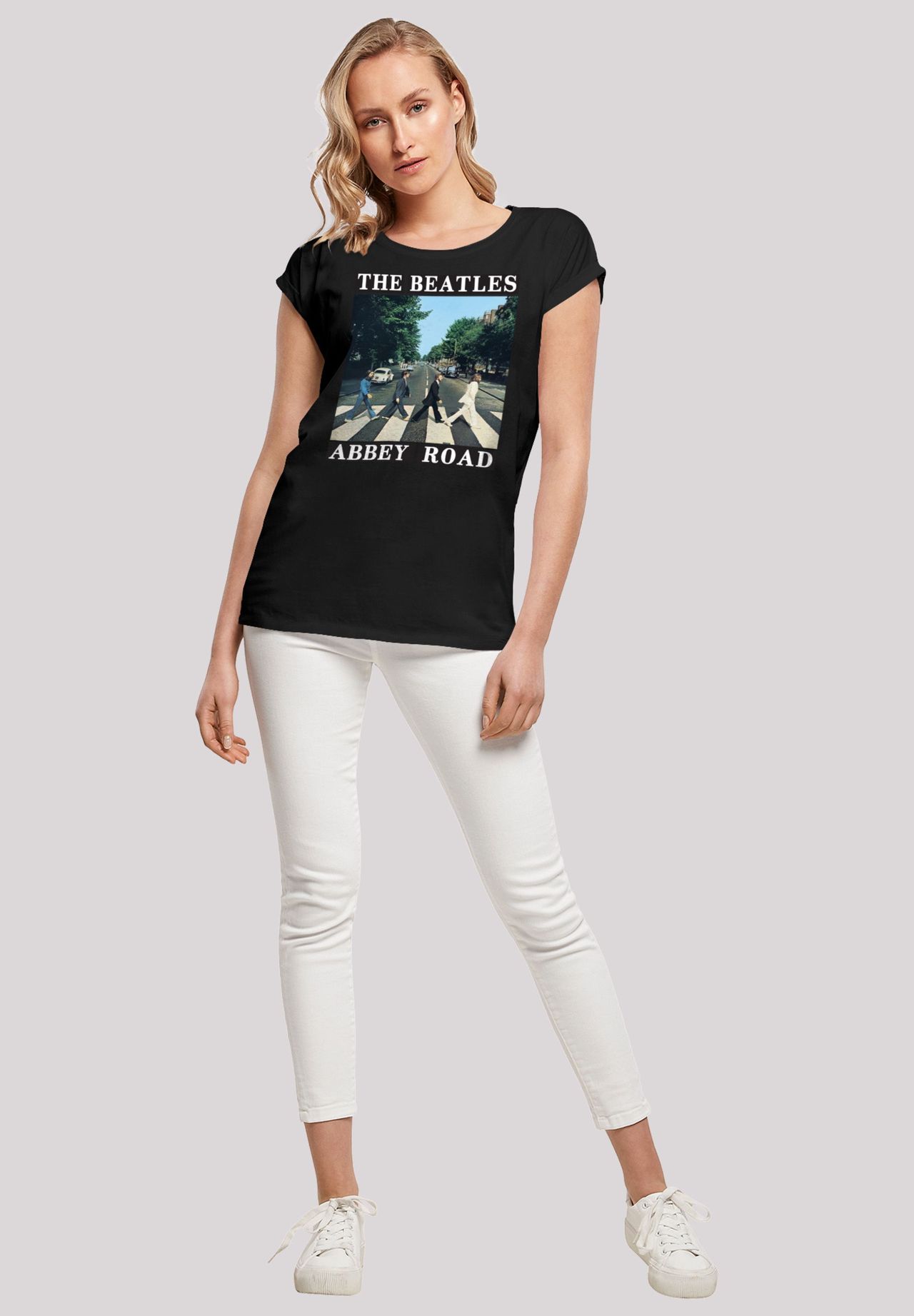 F4NT4STIC Extended Shoulder T-Shirt The Beatles Band Abbey Road | GALERIA