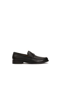 Kazar - Schwarze Loafer mit Metallverzierung - Schwarz