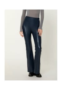 nur die - Vegane Flared Leggings in Leder-Optik NUR DIE x KILIAN KERNER - dunkelblau