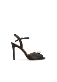 Kazar - Sandalen mit einer Metallkugel verziert - Schwarz