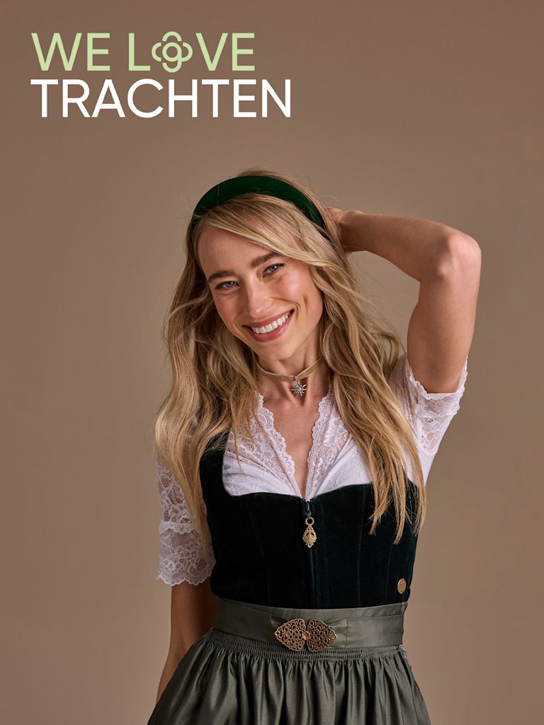 Frau in Dirndl