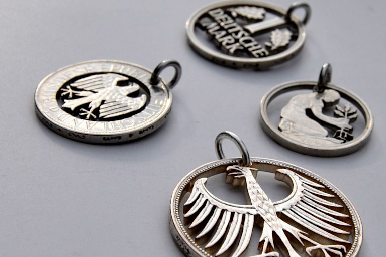 232 - Münzschmuck - Dezember 2022 - Bild/Text