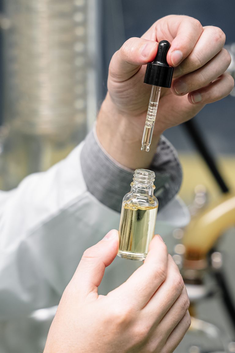 Wie wird Parfum hergestellt?